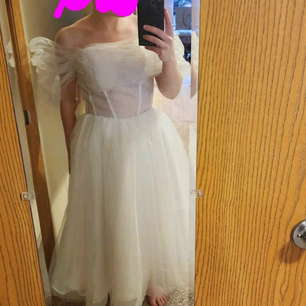 Wedding/Reception/Prom Dress - Picture 7 of 7